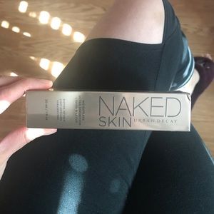 Urban Decay Makeup - Urban decay naked skin foundation Urban Decay Makeup - Urban decay naked skin foundation